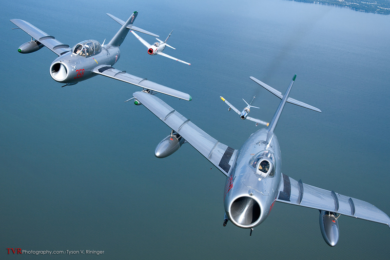Illustration for article titled All These Jaw-Dropping Airplane Images Were Taken By This Flying Photog